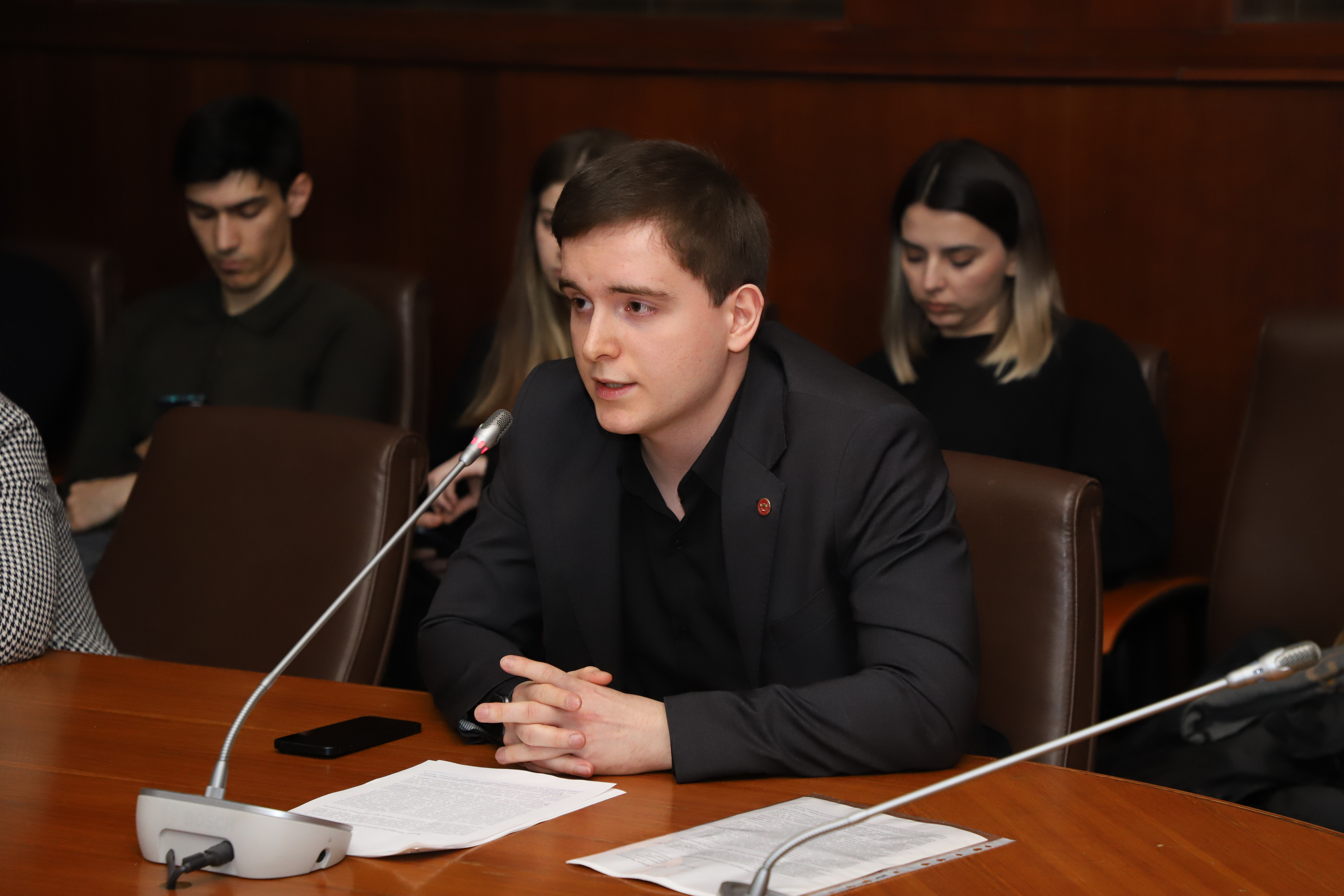 «Круглый стол», посвященный Международному дню борьбы с коррупцией, прошел в Махачкале