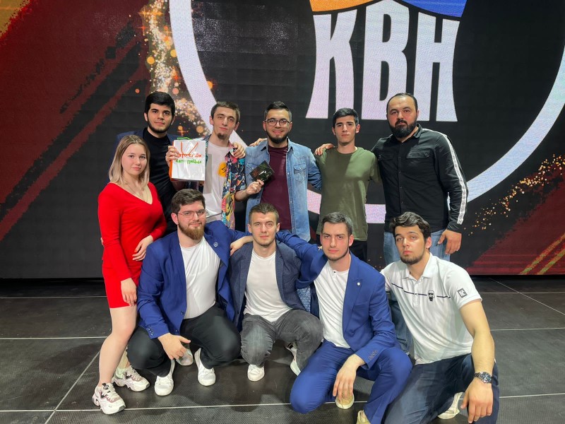 Сборная ДГУНХ прошла в полуфинал официально лиги КВН «Нижний Новгород»