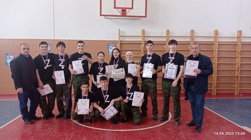 В Хасавюрте прошел зональный этап военно-спортивной игры «Победа»