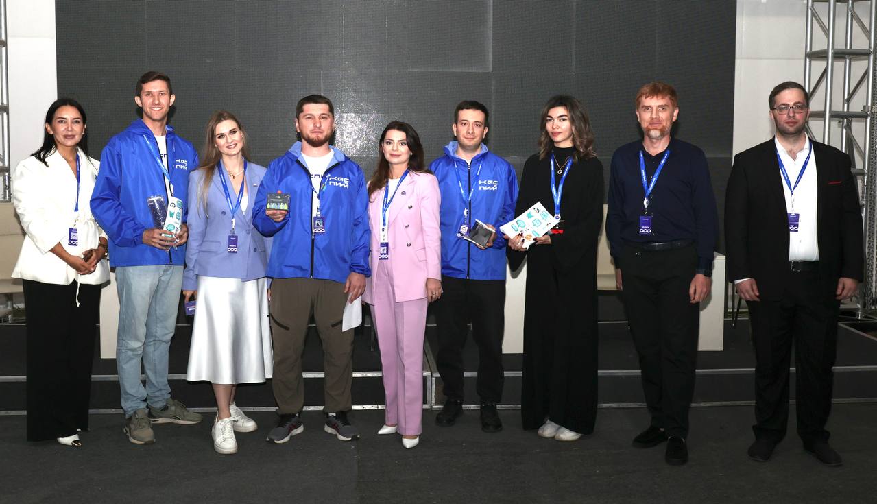 На молодёжном форуме «Каспий-2025» прошёл День платформы «Россия – страна возможностей»