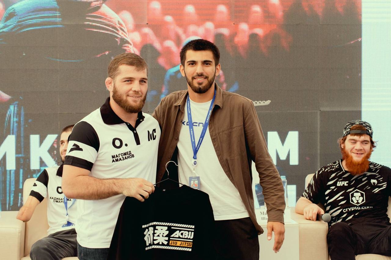 Вершины берутся с боем: чемпионы UFC, Олимпиады и мира рассказали на форуме «Каспий» о цене побед