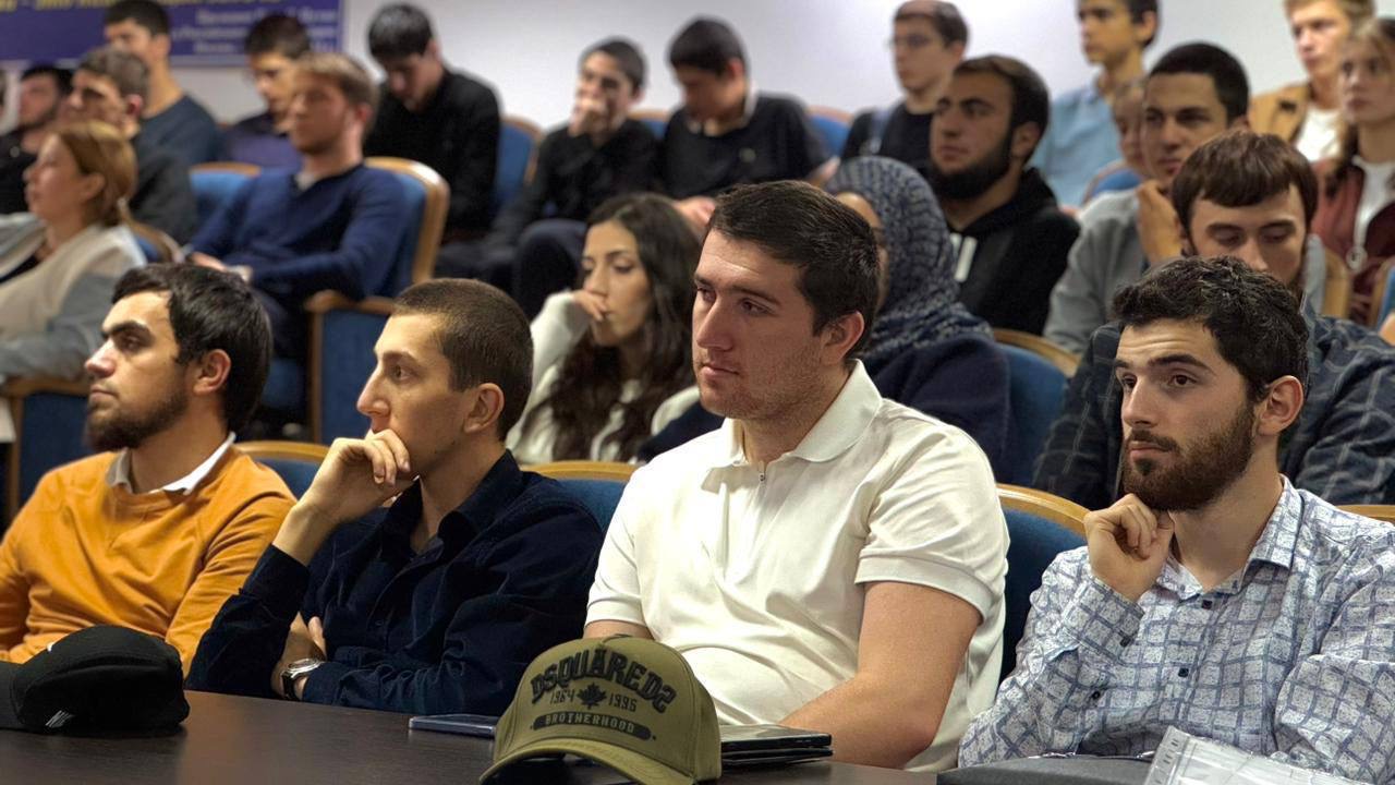 В Дагестане стартовала серия круглых столов «Молодежь против коррупции»