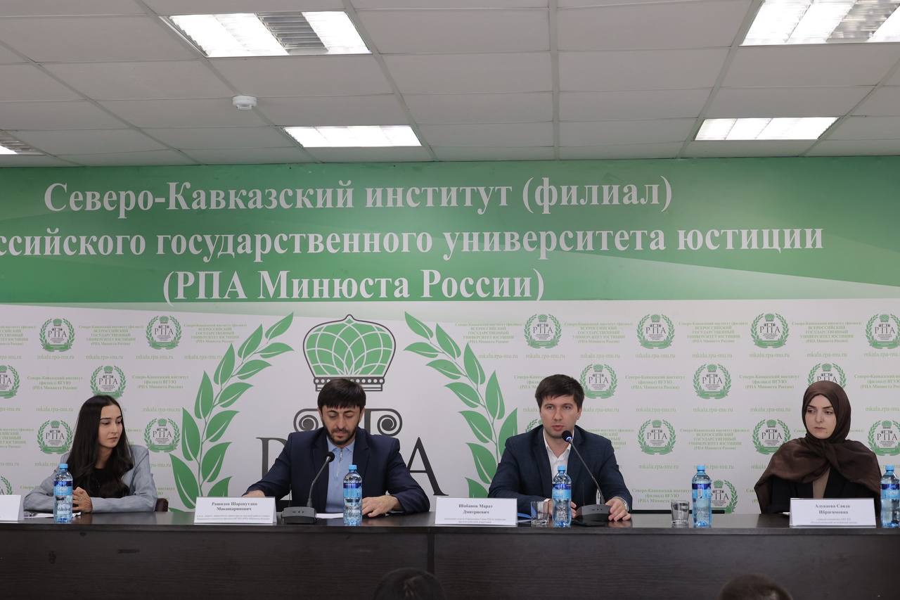 В Дагестане стартовала серия круглых столов «Молодежь против коррупции»