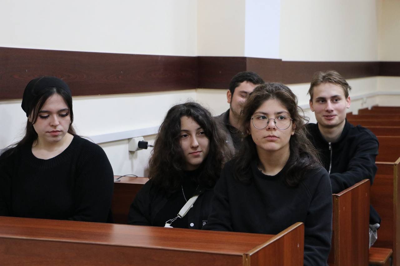 Продолжаем цикл встреч по  развитию молодёжного предпринимательства