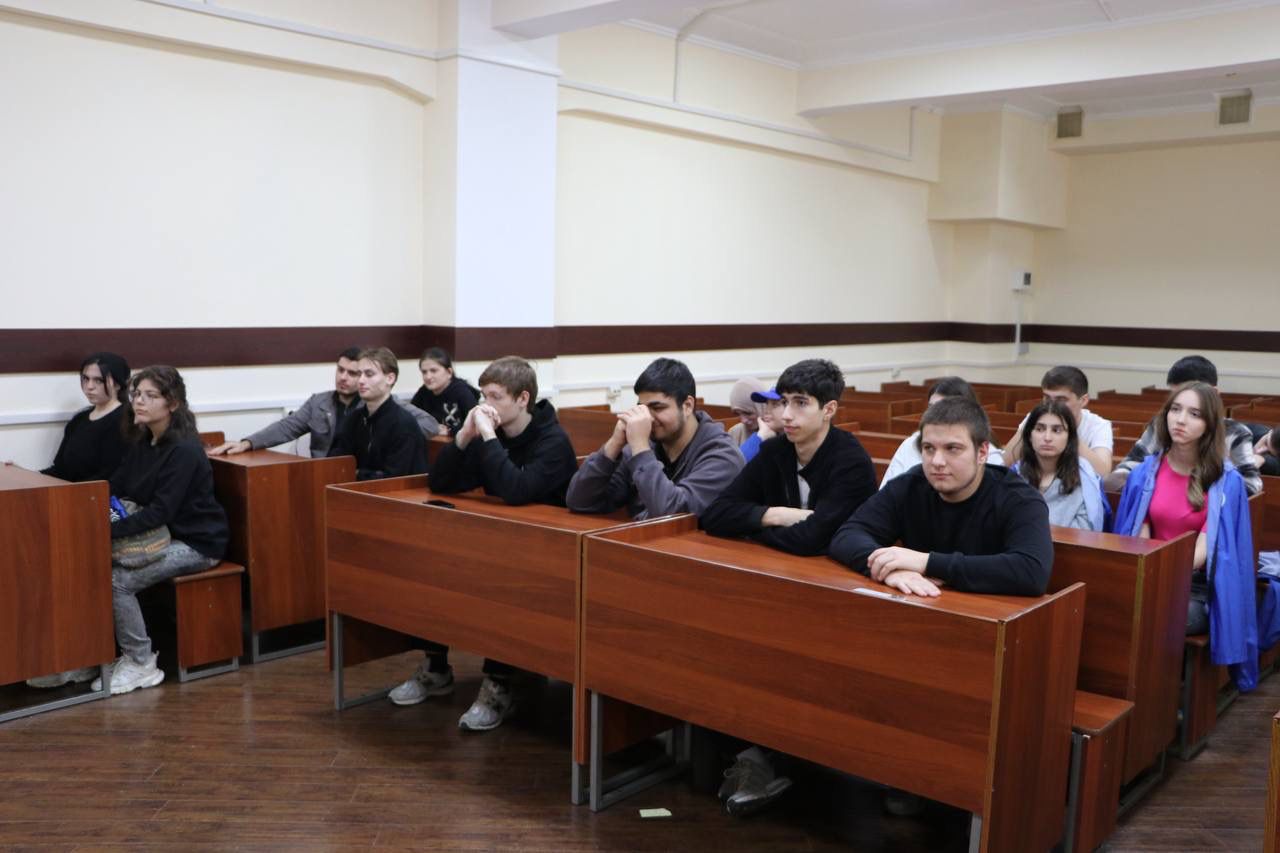 Продолжаем цикл встреч по  развитию молодёжного предпринимательства