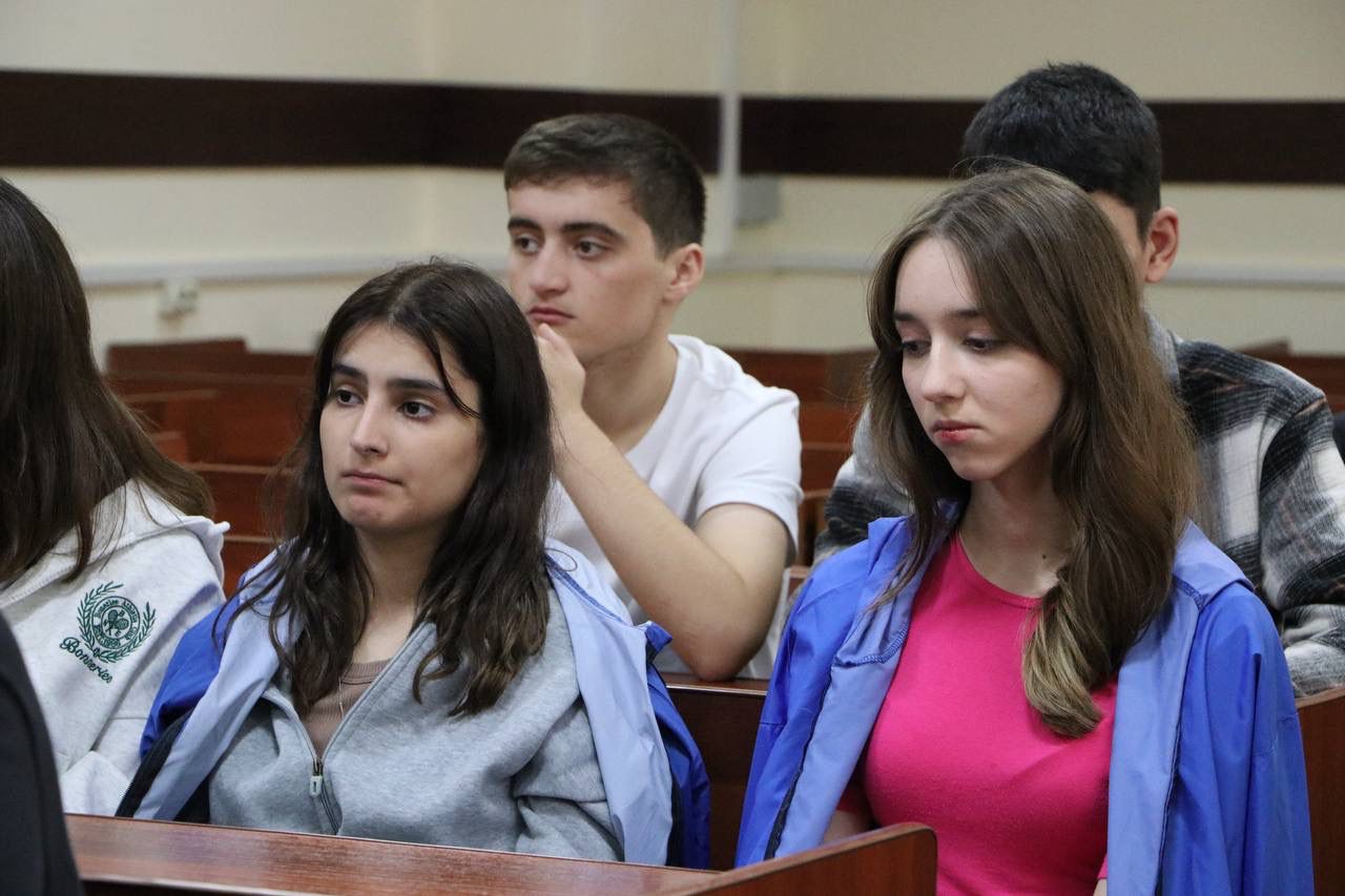 Продолжаем цикл встреч по  развитию молодёжного предпринимательства