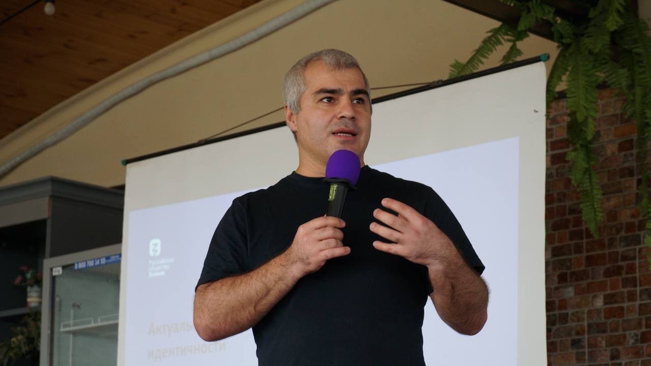 В Махачкале состоялось открытие форума по противодействию идеологии терроризма в молодежной среде