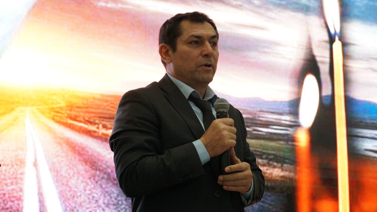 В Махачкале почтили память жертв дорожно-транспортных происшествий