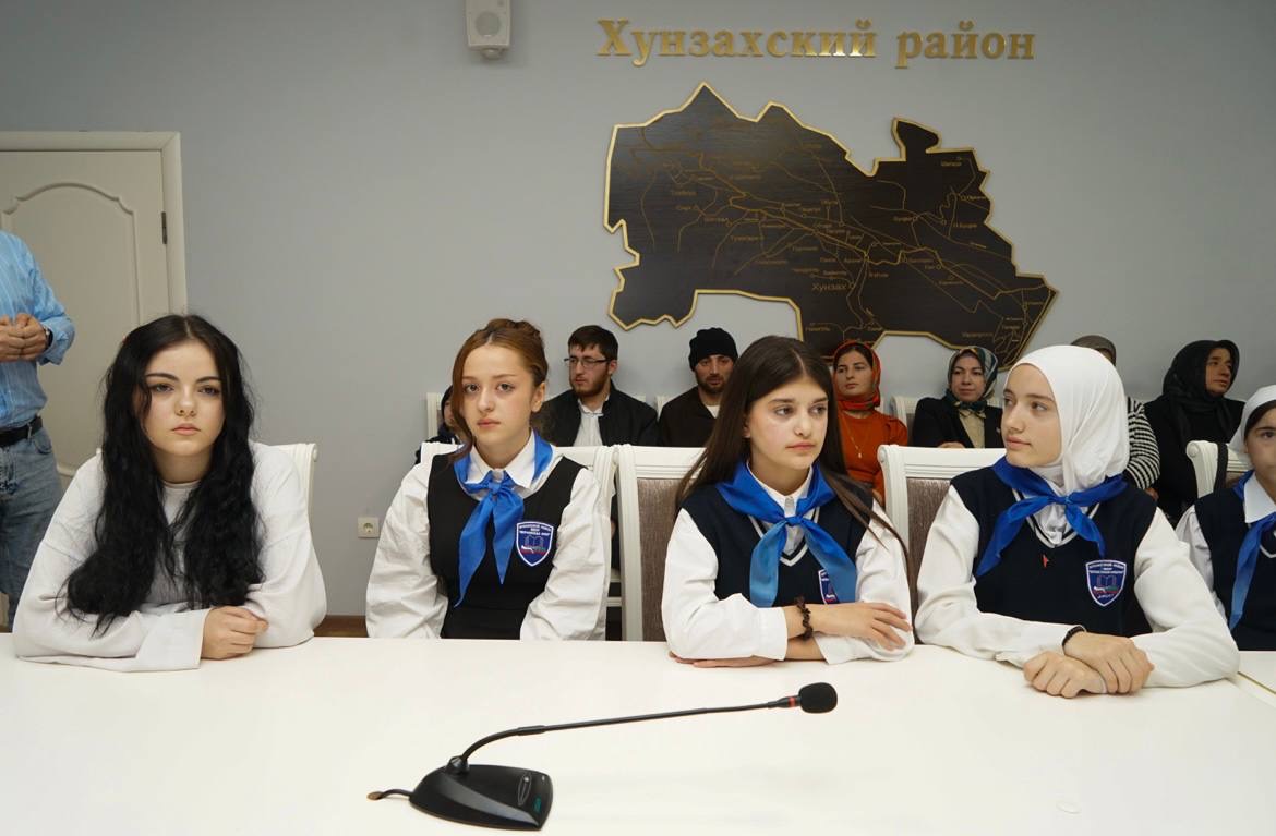 В Хунзахском районе обсудили информационную безопасность и духовно-нравственное воспитание молодежи