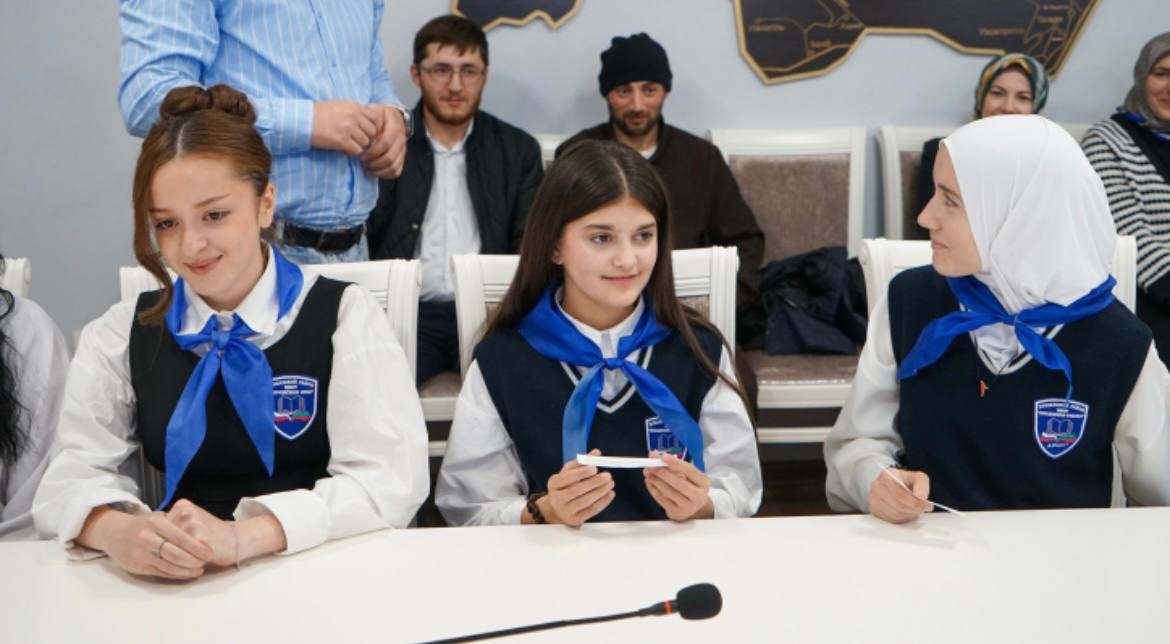 В Хунзахском районе обсудили информационную безопасность и духовно-нравственное воспитание молодежи