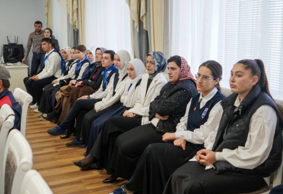 В Хунзахском районе обсудили информационную безопасность и духовно-нравственное воспитание молодежи