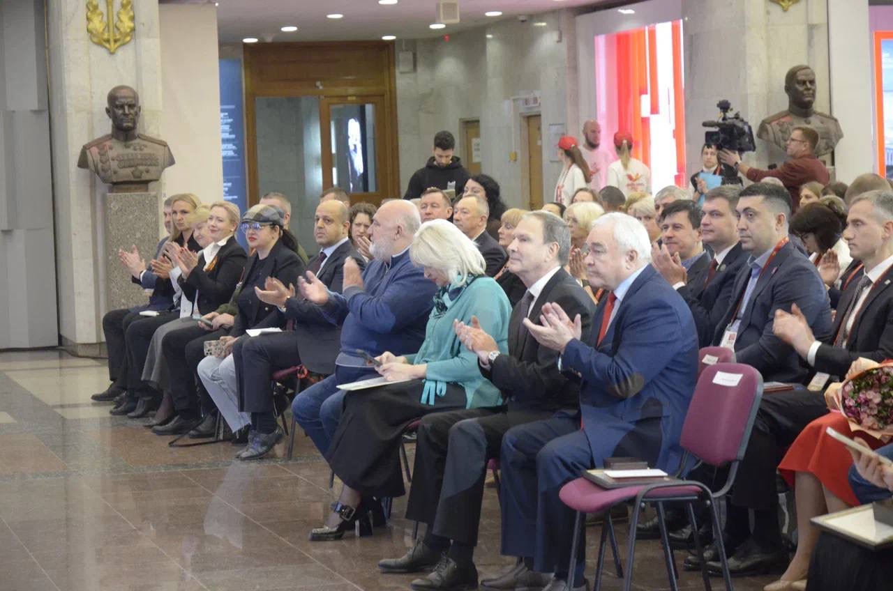 Камил Саидов принял участие во Всероссийском форуме «Бессмертного полка России» в Москве