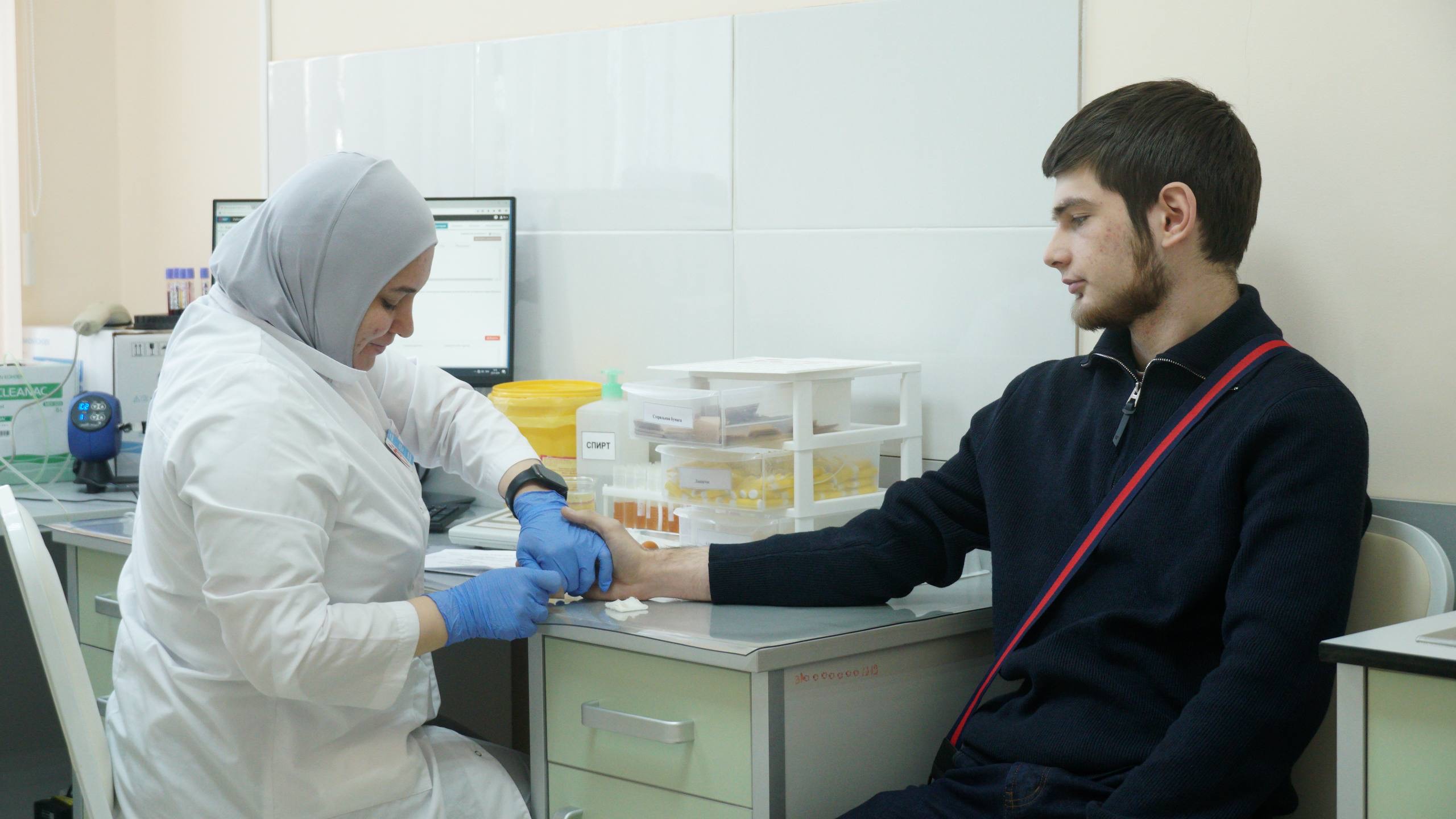 В Махачкале прошла донорская акция ко Дню студента