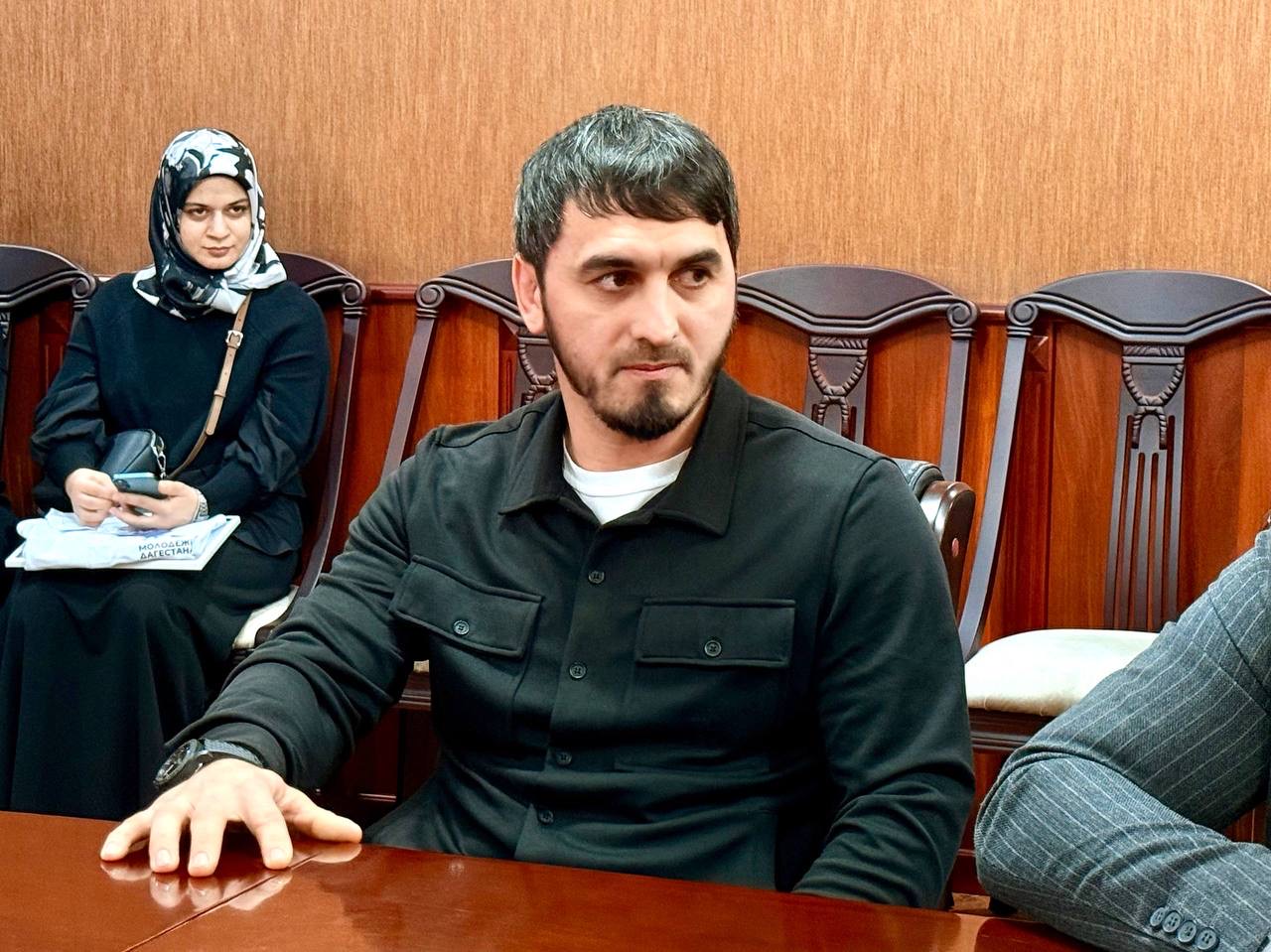 Камил Саидов провел личный прием граждан в Казбековском районе