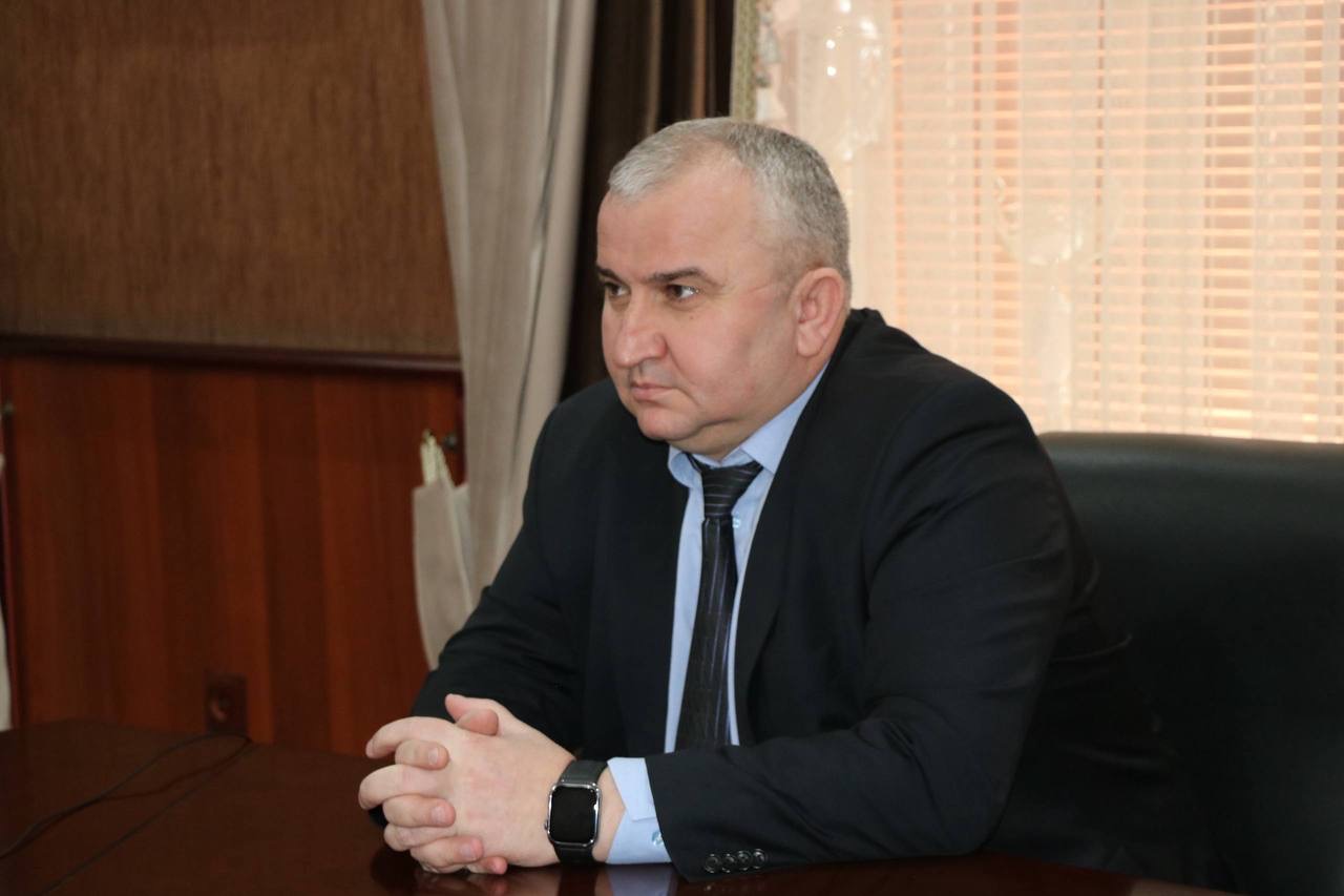 Камил Саидов провел личный прием граждан в Казбековском районе