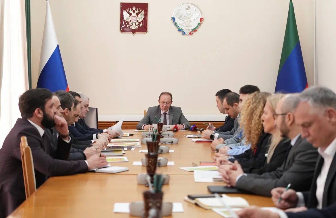 Камил Саидов принял участие в совещании по  подготовке и проведению военно-патриотической игры «Зарницы 2.0»