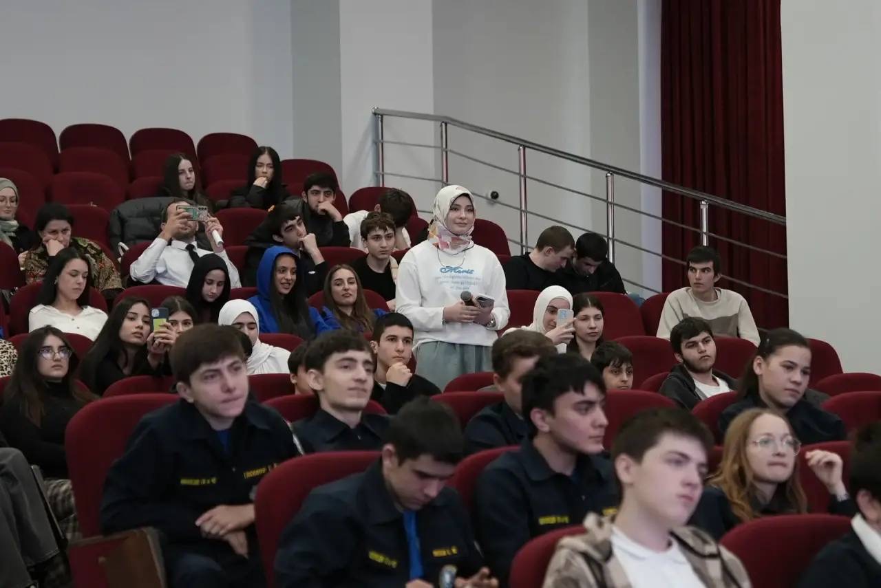 Рахим Нурмуханов: «Если мы научимся любить прежде всего свою Родину, свой дом, свою семью – нам не будет равных»