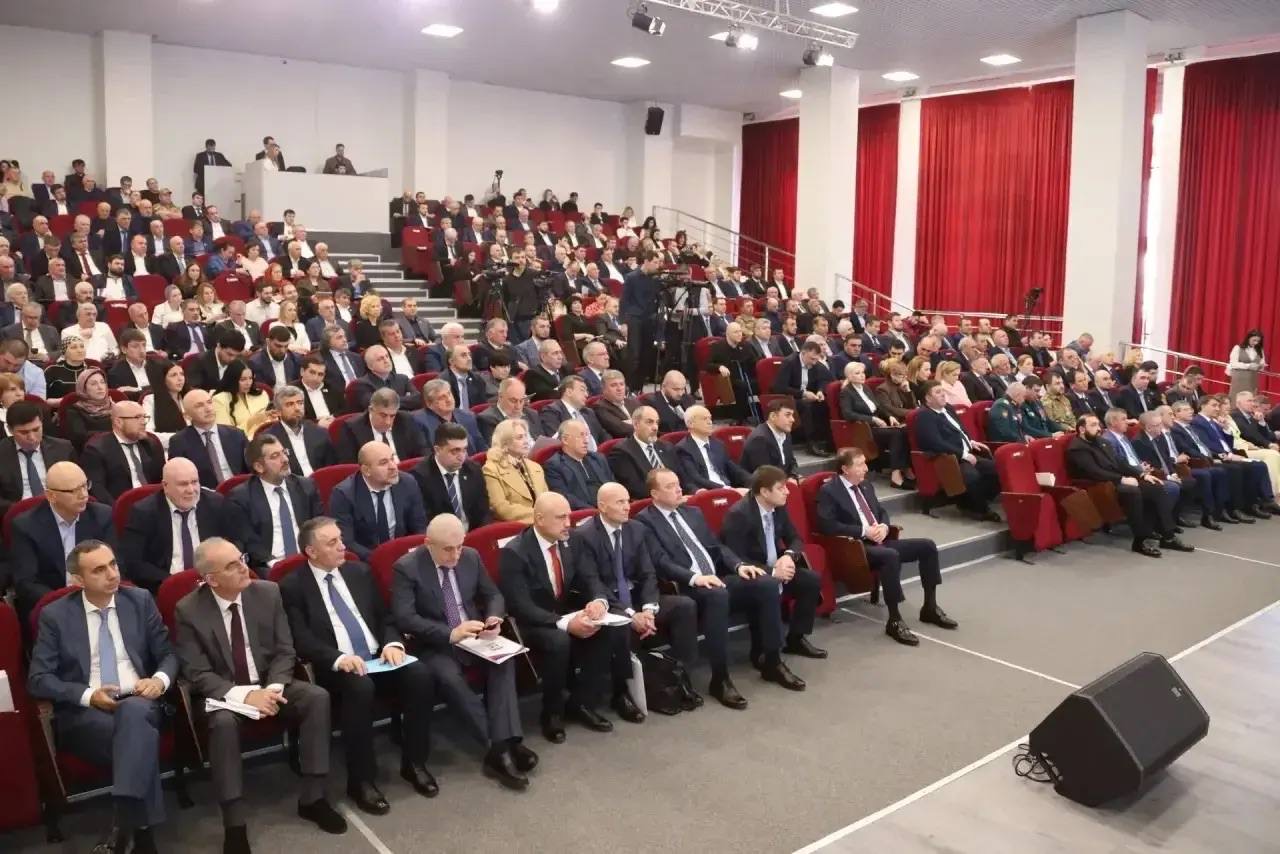 Камил Саидов принял участие в отчетном форуме по реализации народной программы партии «Единая Россия» в Дагестане