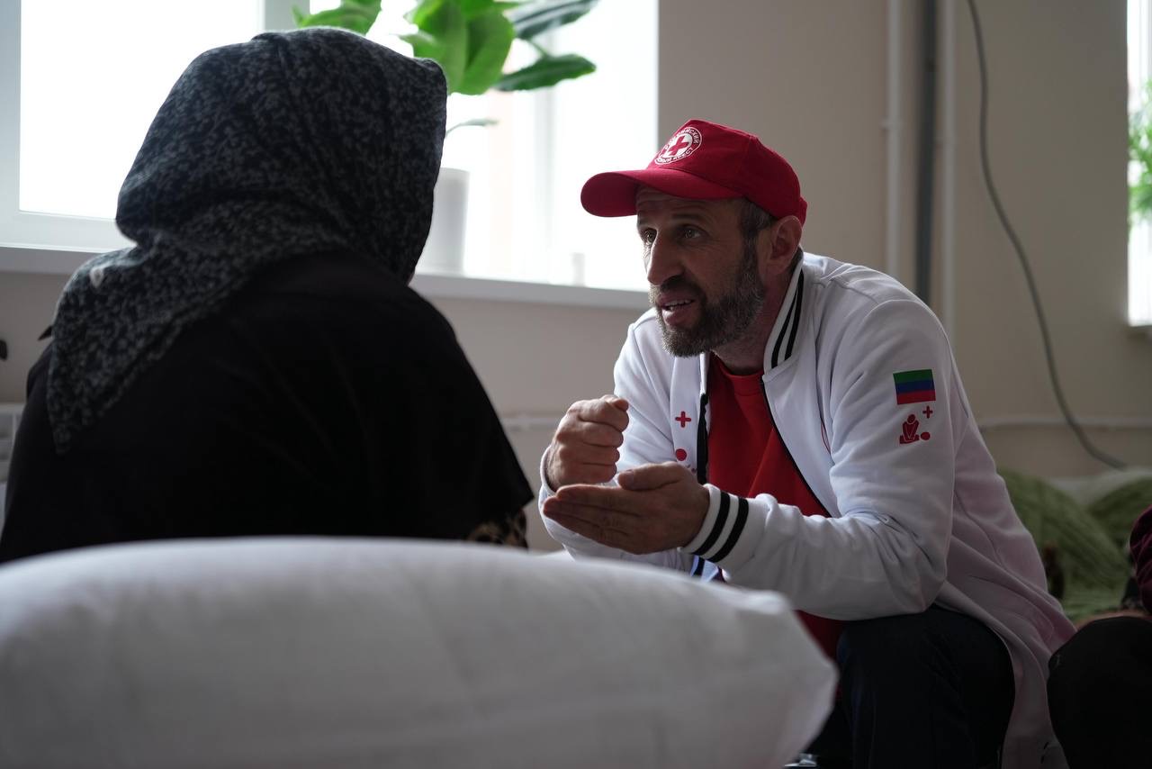 Дагестанское отделение Российского Красного Креста с первых дней ЧС оказывает комплексную помощь пострадавшим