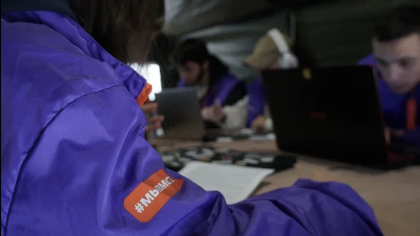 Сплотились перед стихией: депутаты «Единой России» и бизнесмены помогают волонтёрам Дагестана в борьбе с историческим паводком