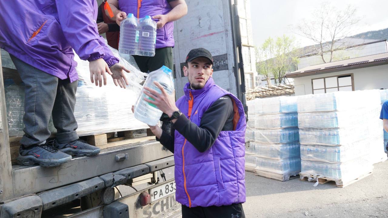 Волонтёры АНО «Академия Добра» помогают пострадавшим в составе штаба #МЫВМЕСТЕ