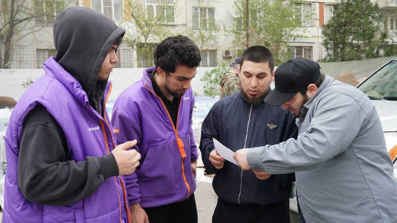 Волонтёры АНО «Академия Добра» помогают пострадавшим в составе штаба #МЫВМЕСТЕ