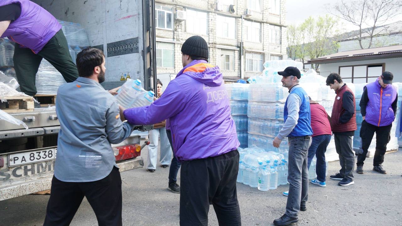 Волонтёрский корпус Дагестана отрабатывает заявки жителей в круглосуточном режиме