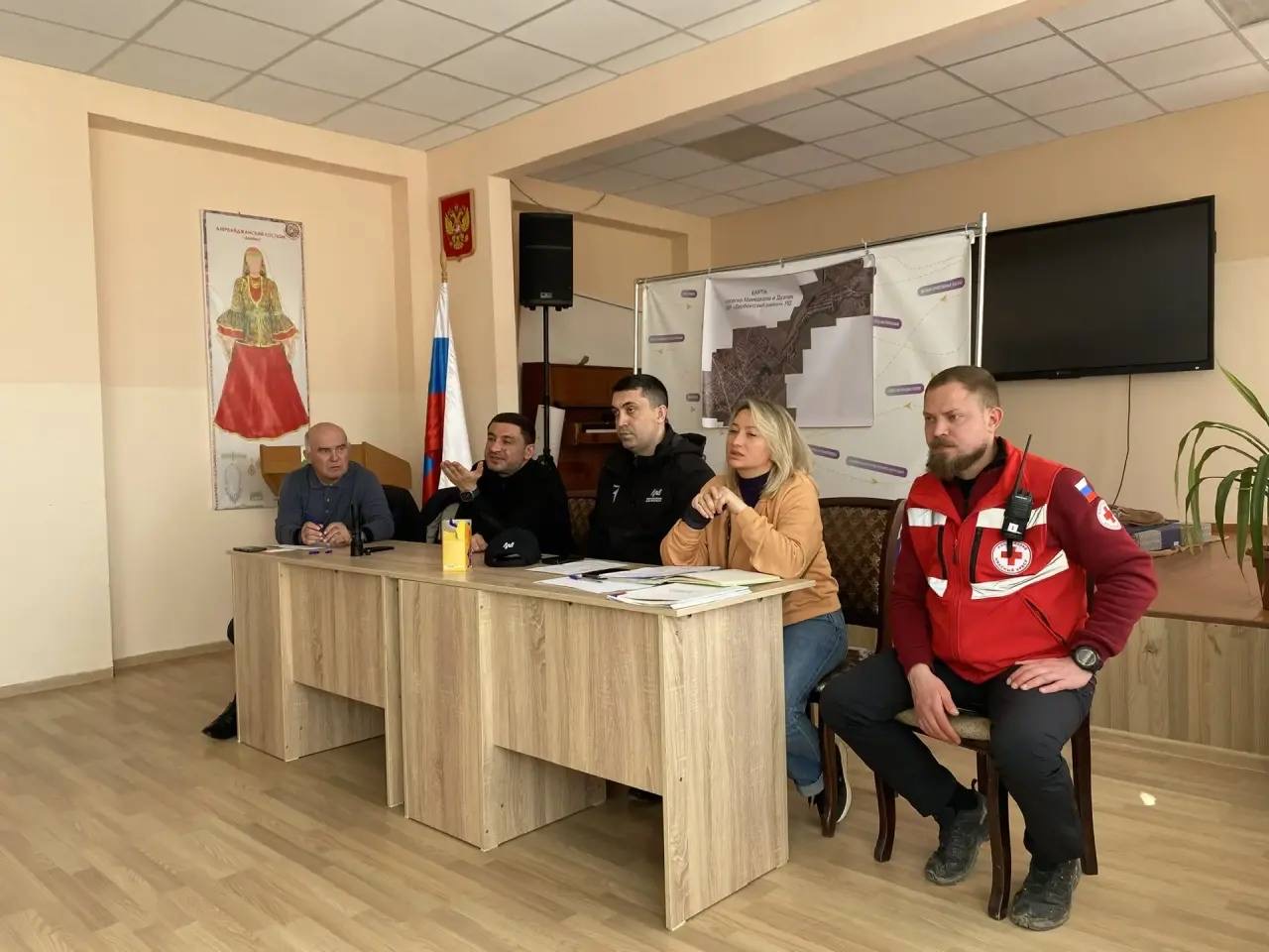 Волонтёрский корпус Дагестана отрабатывает заявки жителей в круглосуточном режиме