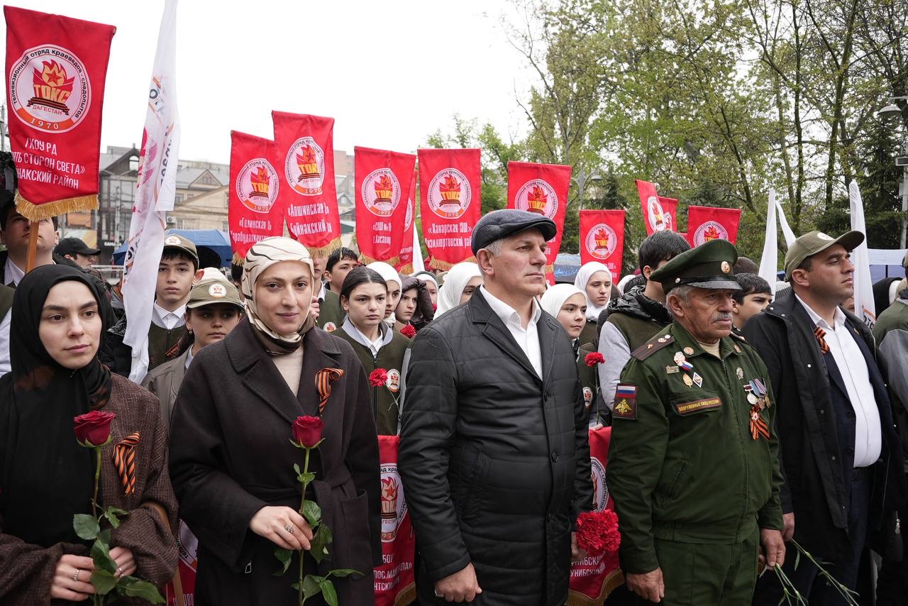 Более 1000 человек стали участниками Республиканской акции «Вахта памяти» в Махачкале
