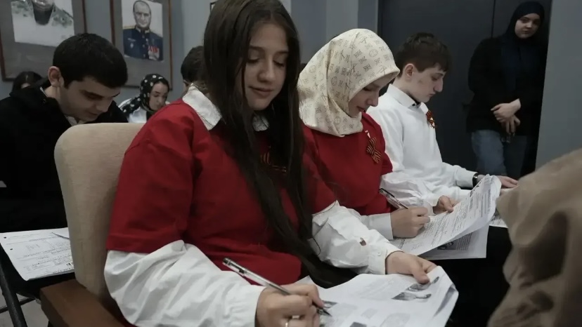 Более 15 000 человек написали «Диктант Победы» в Дагестане