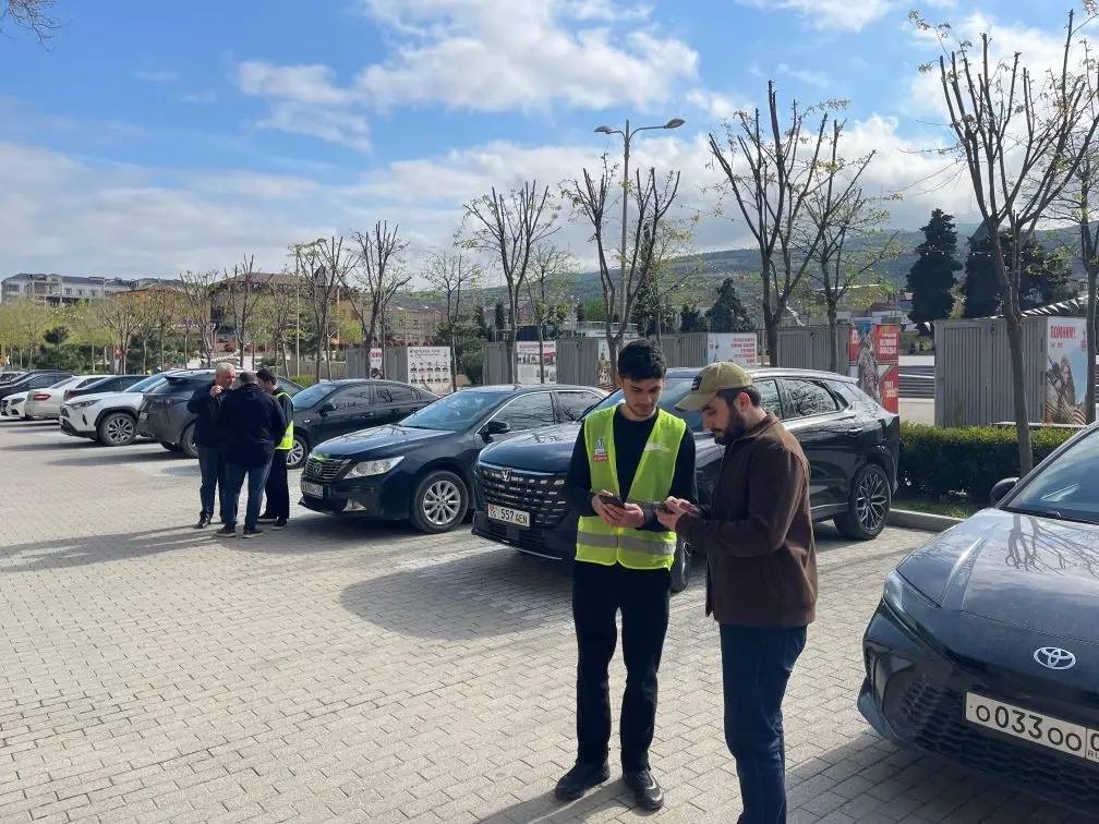 Волонтёры Дагестана помогают в рамках федерального проекта «Формирование комфортной городской среды»