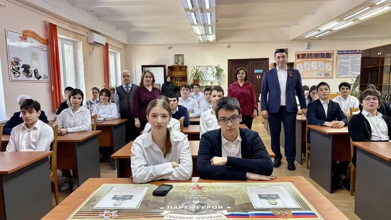 «Наша задача — сделать так, чтобы каждый знал об этих возможностях»: Камил Саидов дал старт проекту «Проводники смыслов» в Дагестане