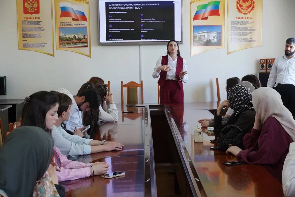 В ДГПУ прошла встреча с молодыми предпринимателями
