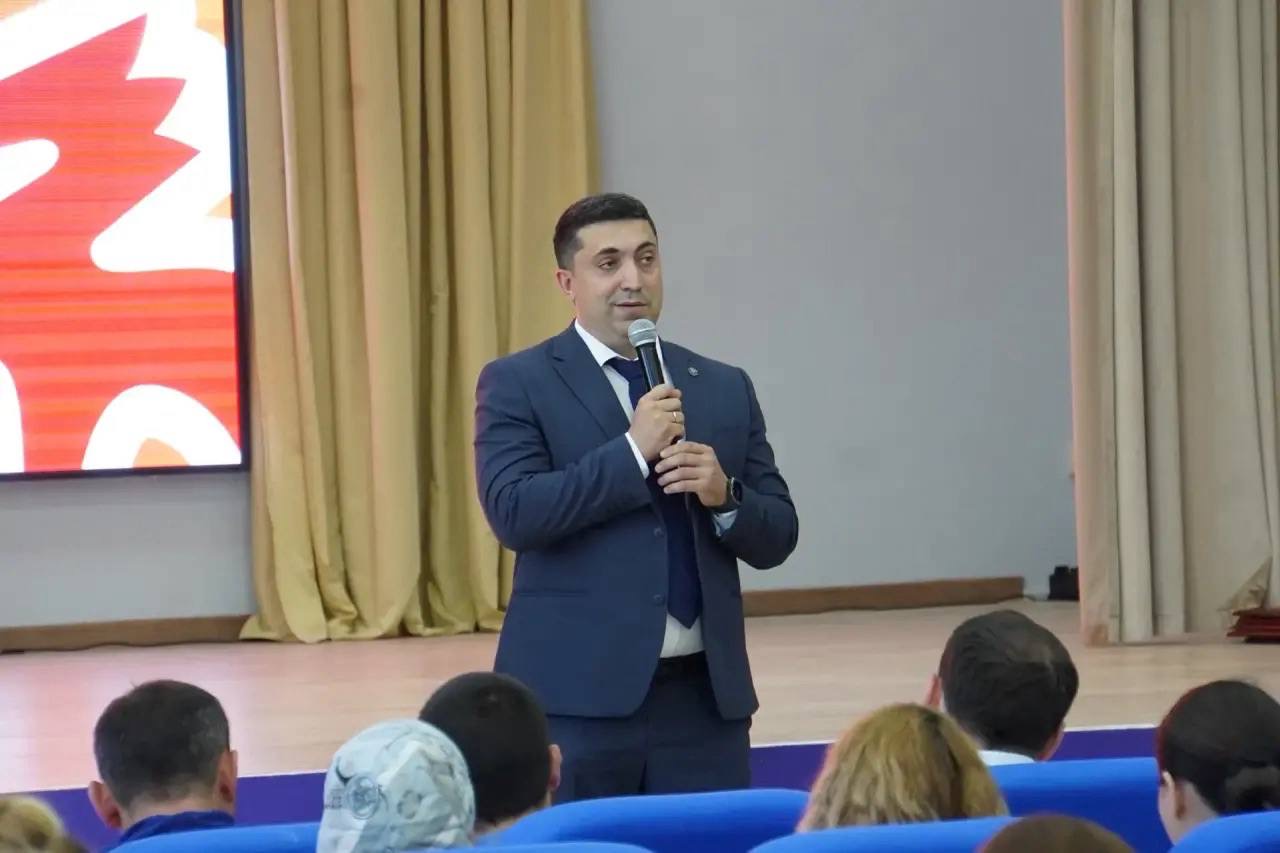 Волонтёров и партнёров Дня молодёжи наградили в Махачкале