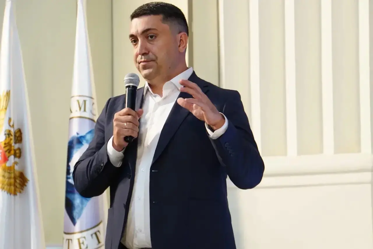 Камил Саидов: «Для меня важно, чтобы студенты с первых курсов включались в общественную молодёжную деятельность»